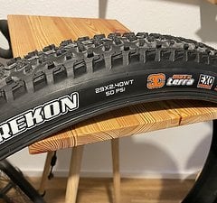 Maxxis REKON 29 x 2,40 WT MaxxTerra Compound TR EXO NEU