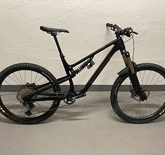 Rocky Mountain Altitude 2021 Carbon 50/70 Coil/90 Rally in L