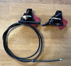 SRAM Force Bremssattel Flatmount inkl. Adapter & 1xBremsleitung - NEU