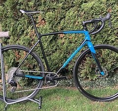 Giant Cyclocross/Gravel/Road: Giant TCX SLR mit SRAM eTap AXS & Powermeter