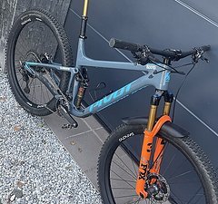 Pivot Mach 4 SL Gr. L Customaufbau neuwertig