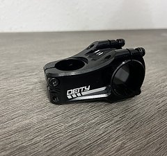 Deity Components Enduro Vorbau 50mm lang 35mm Lenkerklemmung Kenevo