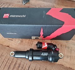 Marzocchi Bomber Air 210x50