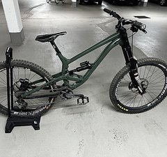 Commençal Commencal Furious Essential 2018 - Größe XL - Downhill (green)