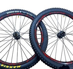 Reverse Components 27,5 Downhill Laufradsatz 12x150 20x110 DH-7 EFS Nabe