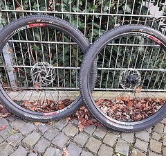 DT Swiss Gravel LRS, Nabendynamo, Steckachse, ...