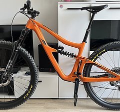 Ibis Cycles Ripmo V2 M 'Orange Box'