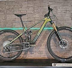 Norco FLUID VLT C2 140 SZ3 Carbon Light-Fully E-Bike Lyrik Custom
