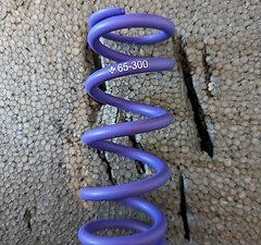 Formula Lightweight Stahlfeder 300lbs 65mm