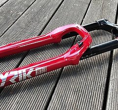 RockShox Lyrik ultimate 29" 170mm charger boost RED, NEU!!