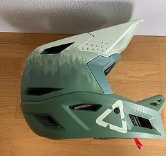 Leatt Gravity 4.0 Helm