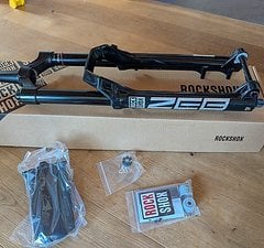 RockShox Zeb Ultimate Charger 3 29 180mm