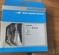 Shimano Bremsscheibe SM-RT86 NEU