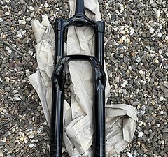 RockShox Pike RCT3 DebonAir 160 mm 650b Gabel helmchen-tuned