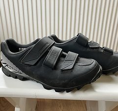 Shimano ME 200, Größe 40, sehr gut erhalten für Clicpedale