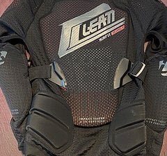 Leatt 3DF AirFit Größe S/M  160-172cm