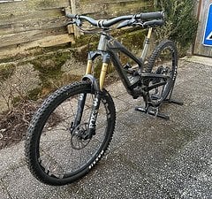 YT Industries Capra Elite 29 Carbon XL