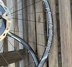 MTB Laufradsatz 29" DT SWISS SPLINE ONE