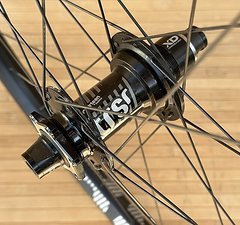 E*Thirteen TRS Plus Laufrad 27,5 Boost 12x148 Hinterrad XD