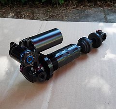 RockShox 2022 RockShox Superdeluxe Ultimate Coil R2CT 205x60 Trunnion