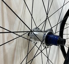 Gravel Laufradsatz Tune