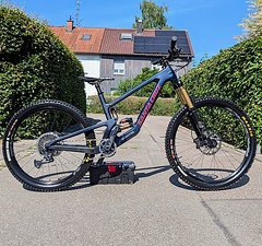 Santa Cruz Bicycles 2024 Nomad C Enduro Komplettbike - sehr guter Zustand