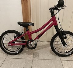 Kubikes 14 Zoll Superlight Kinderfahrrad pink 5,35kg (no Woom, Frog, Puky)