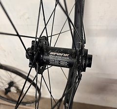 Spank Spike 350 Vibrocore 29'' LRS SRAM XD