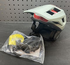 Fox Dropframe Pro - Eukalyptusgrün - Gr. L