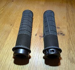 Oneup Components thick Lock on Lenkergriffe