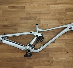 Scott Gambler Downhill Rahmen Größe L inklusive Fox-Dämper