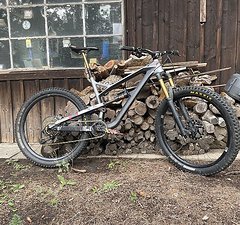 YT Industries Jeffsy Capra