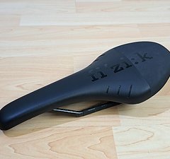 Fizik Tundra M3 Sattel - Carbon