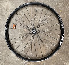 DT Swiss Vorderrad M1700 27,5" 30mm 15x110mm Boost