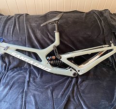 Santa Cruz Bicycles V10 Rahmen L