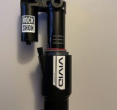 RockShox Vivid Ultimate 2024 RC2T 205x60mm