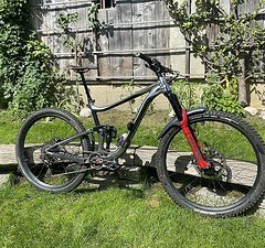 Giant Reign 2020 Large 29"