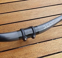 Beast Und Bikeyoke Beast v2 25mm rise 775mm breit 45mm barkeeper