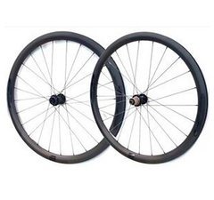 Novatec R3 Disc Clincher Tubeless Carbon Laufradsatz 28" Neu