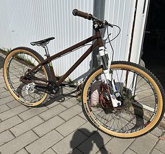 Last Bikes Dirt / Pumptrack