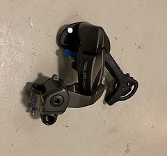 Shimano Saint RD-R800 Montage an 10 mm Achse