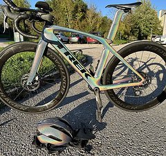 Trek MADONE Projekt One Prismatic Pearl