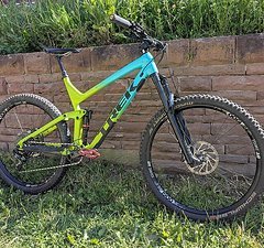 Trek Slash 8 29 (2020)