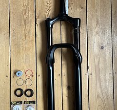 RockShox Yari/Lyrik 29 Debonair C1 160 mit Push HC97