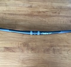 Race Face Next SL Carbon Lenker 31,8x720mm Flatbar
