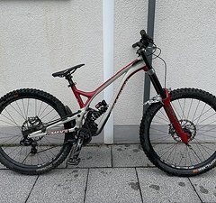 Commençal Supreme DH V4 27,5 Zoll L