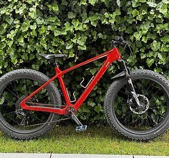 Specialized FATBIKE Fact Carbon L