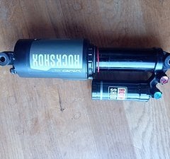 RockShox Vivid Air R2C 240 x 76 mm Nadellager