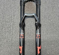 Marzocchi Bomber Z1 Federgabel 29/27,5+ 36mm 160mm Shiny Neu