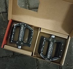 Redline pedals